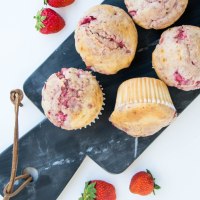 Erdbeer-Buttermilch Muffins | Jetzt wird es fruchtig!